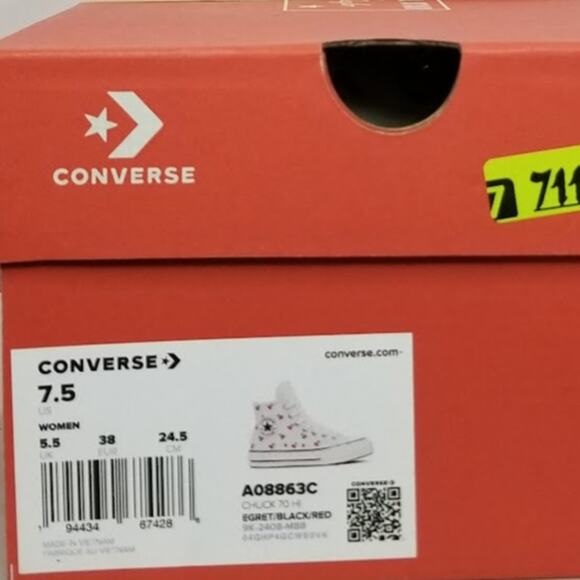 Converse Women's Chuck 70 Cherries Hi Tops Size 7.5 A08863C NWT - Picture 9 of 9